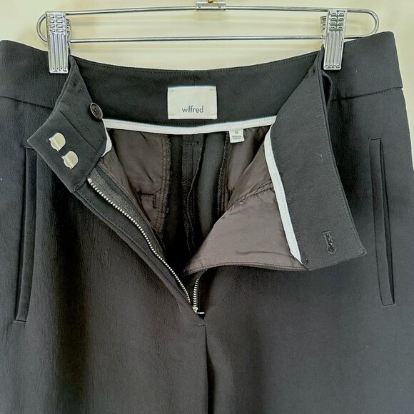 Aritzia Wilfred tapered crop trousers - black - Picture 4 of 6